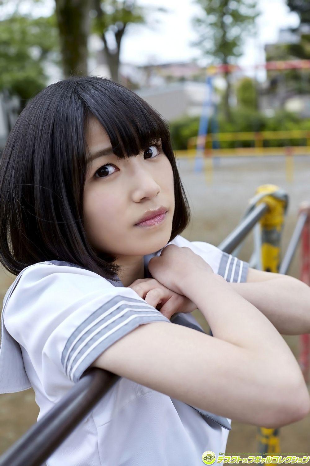 村上りいな- [DGC]高清写真图 グミとアイドル大好きな美少女の制服物語！