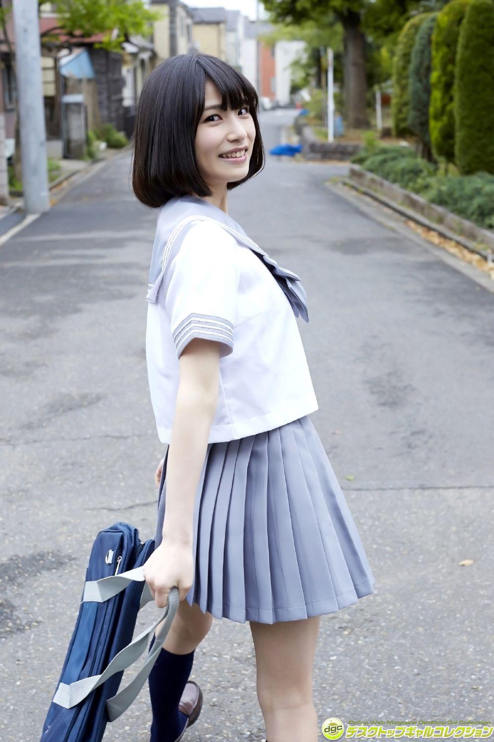 村上りいな- [DGC]高清写真图 グミとアイドル大好きな美少女の制服物語！