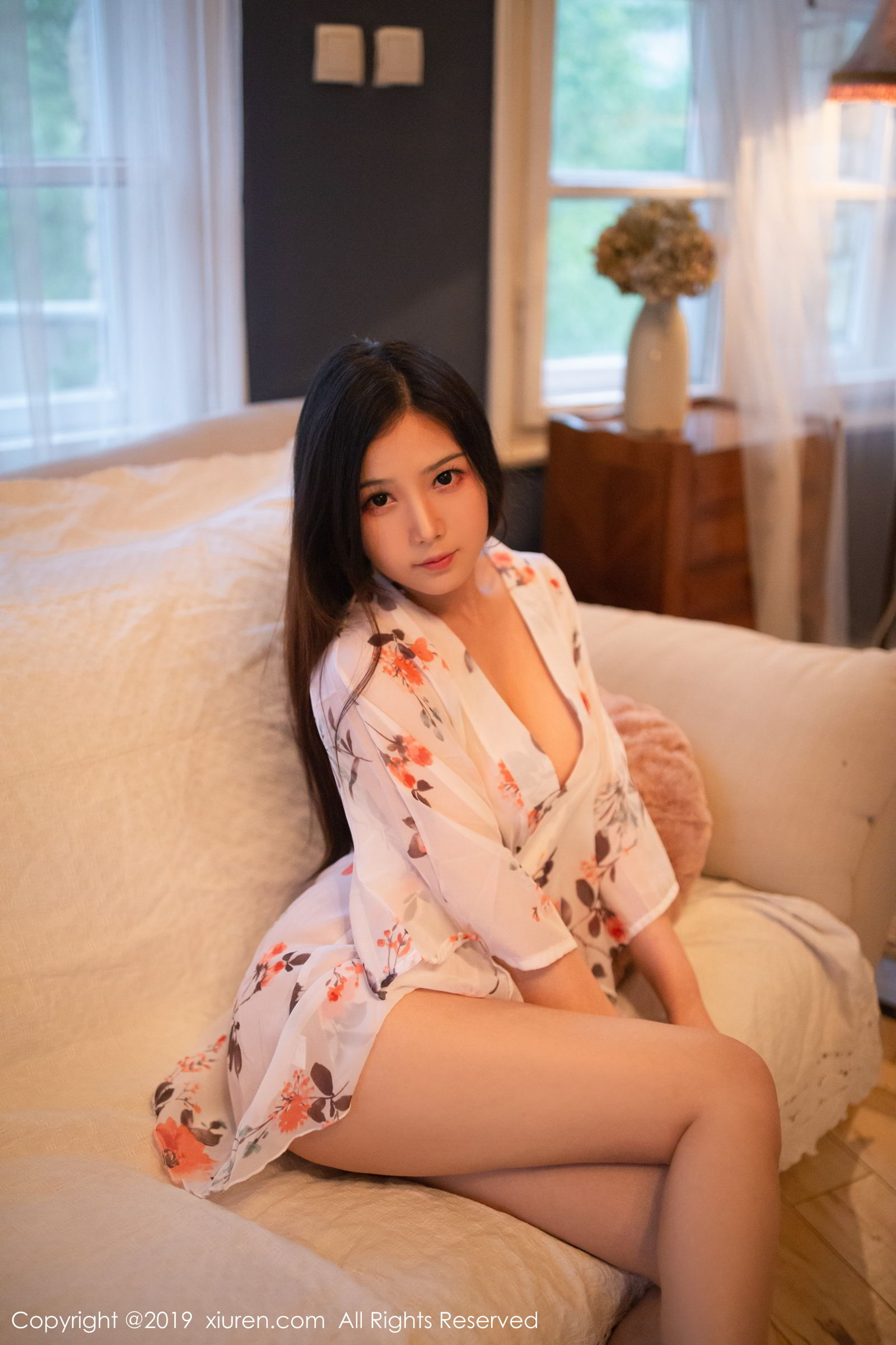 [XIUREN]高清写真图 2019.05.30 徐微微mia