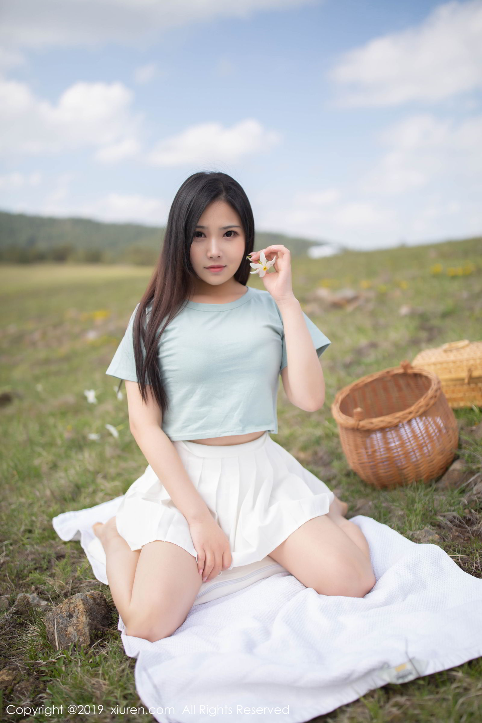 [XIUREN]高清写真图 2019.06.13 徐微微mia