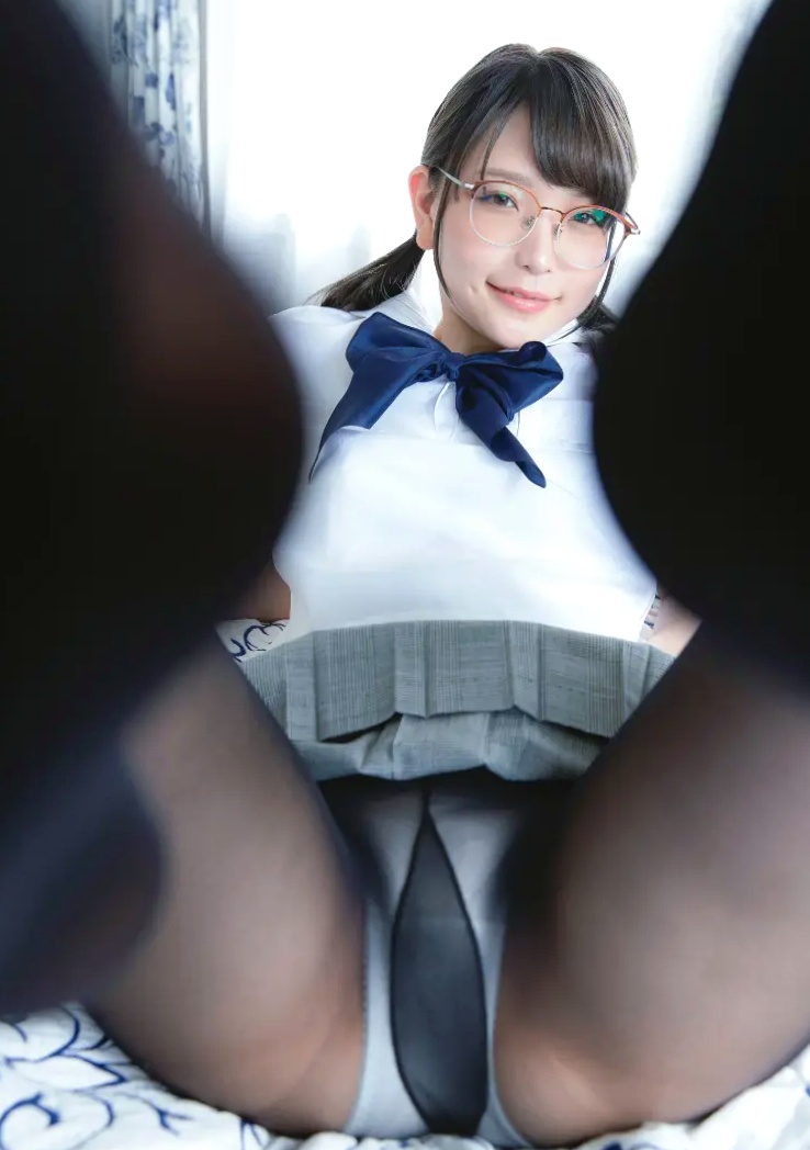 [ハレム] あまつ様写真集：密着フェティッシュ，性感校服黑丝诱惑私房照