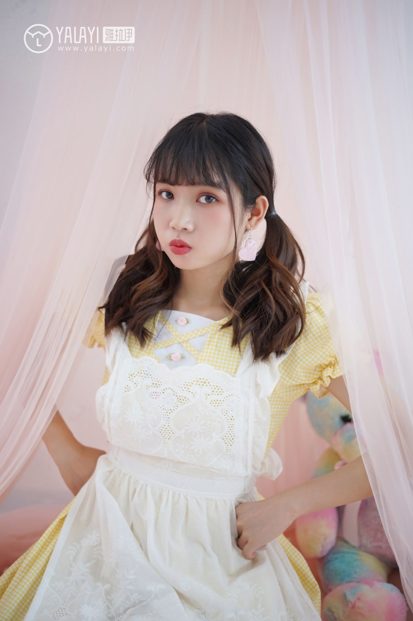 [YALAYI雅拉伊]高清写真图 2019.02.16 No.076 可爱女仆 公主小兔子