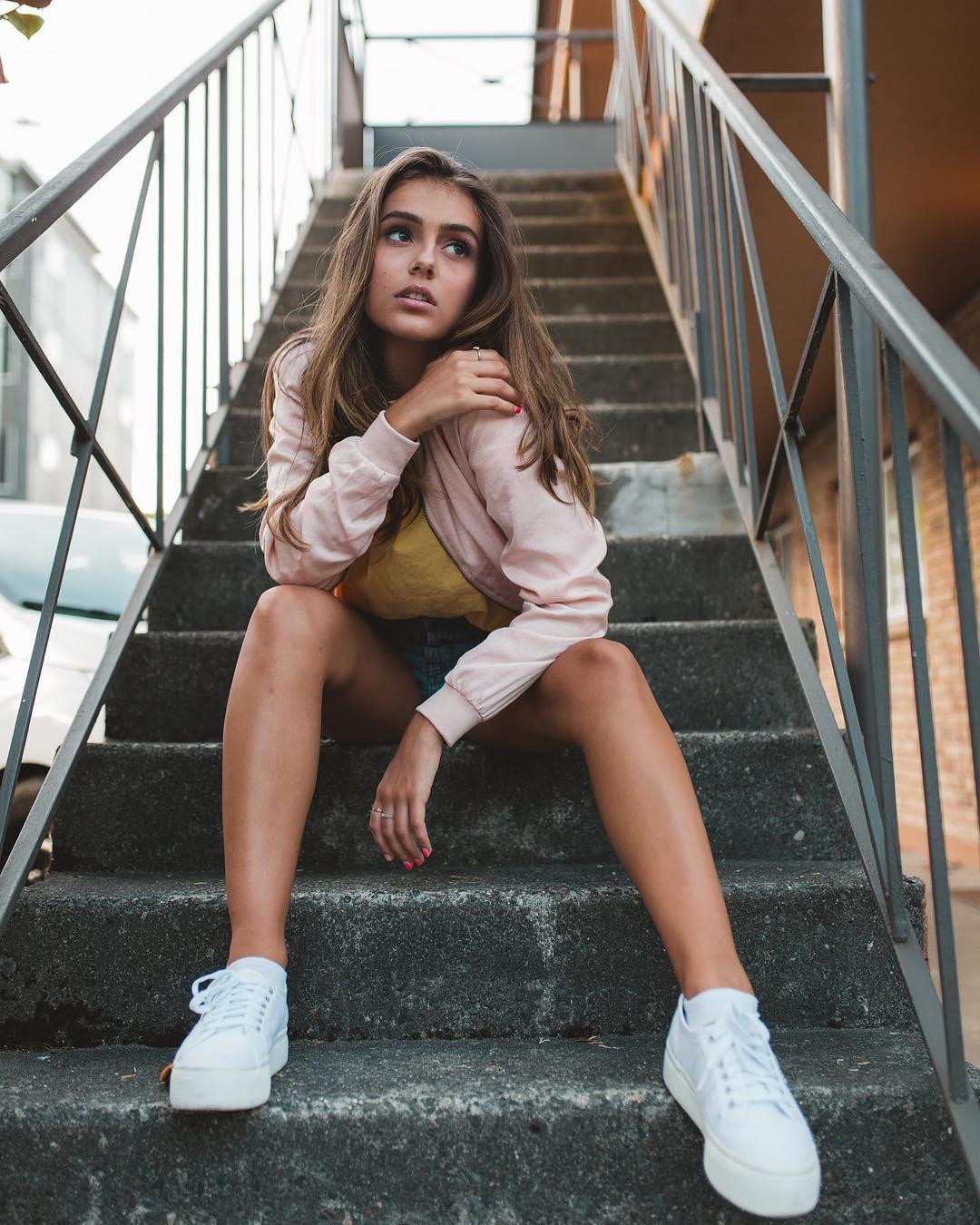 Paige Bonvallet- 俏皮妹子私房照