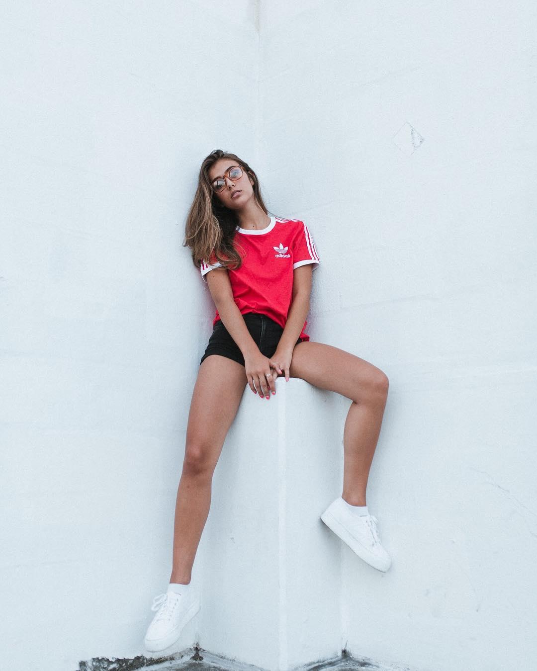 Paige Bonvallet- 俏皮妹子私房照