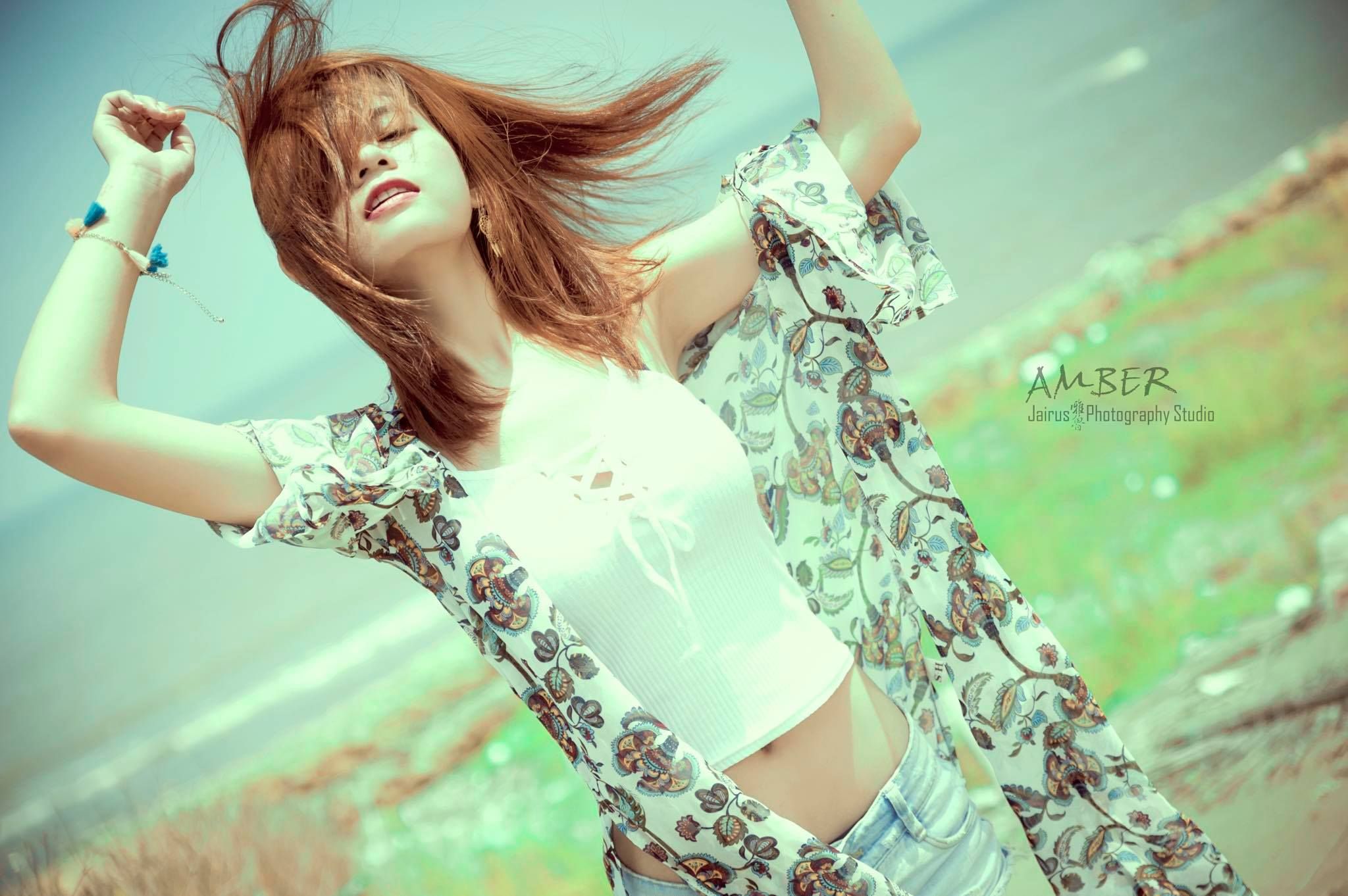 安柏涵AmberHan- 清新甜美的OL