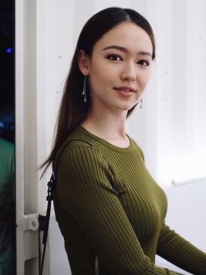 智欣