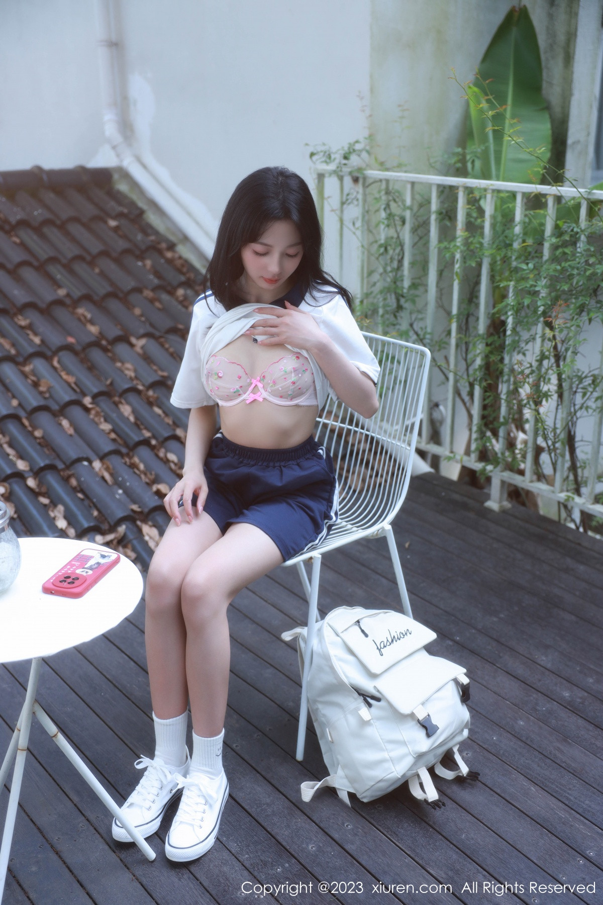 [XiuRen]高清写真图 2023.06.12 No.6895 糖豆sisi 新人美腿