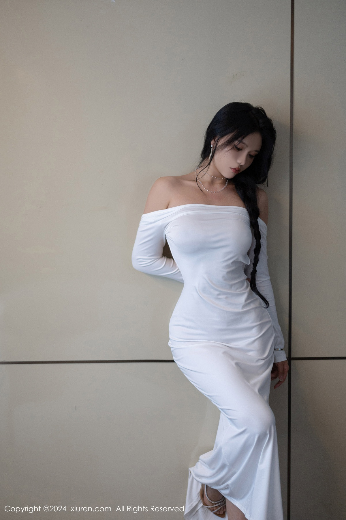 [XiuRen]高清写真图 2024.09.05 No.9115 娜比 黑丝美腿