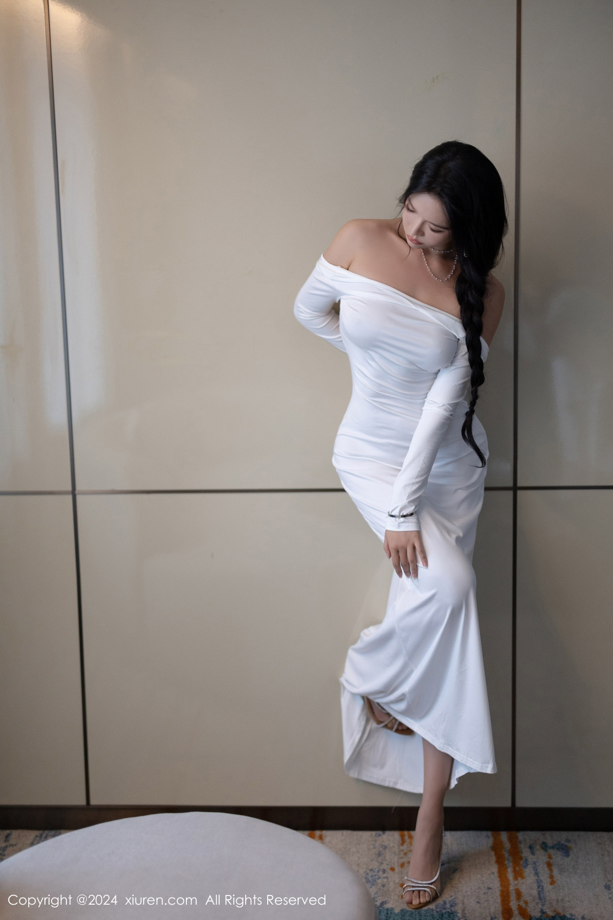 [XiuRen]高清写真图 2024.09.05 No.9115 娜比 黑丝美腿