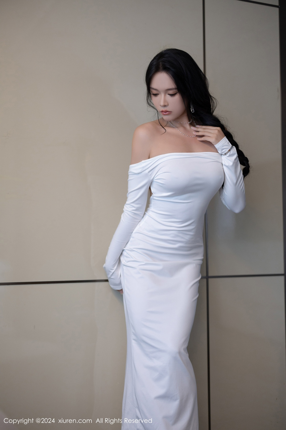 [XiuRen]高清写真图 2024.09.05 No.9115 娜比 黑丝美腿
