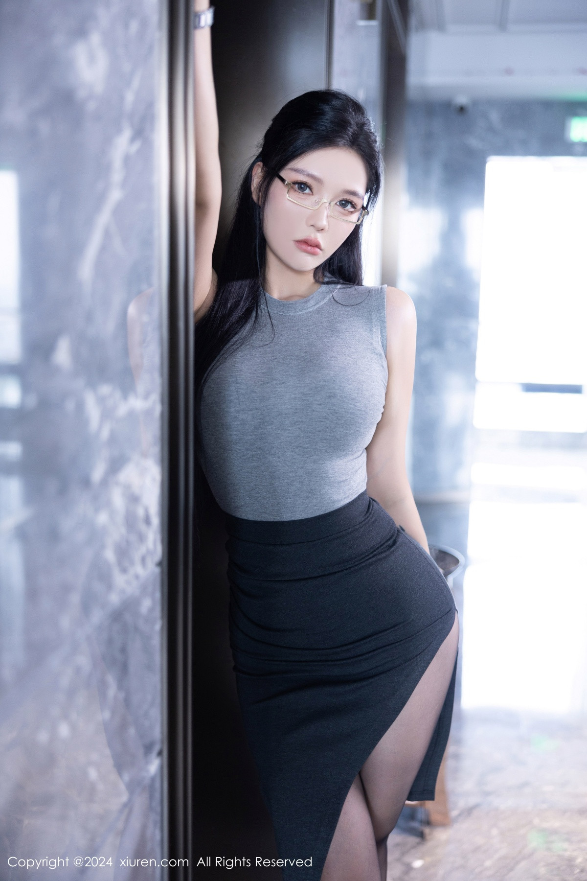 [XiuRen]高清写真图 2024.09.24 No.9203 娜比 黑丝美腿