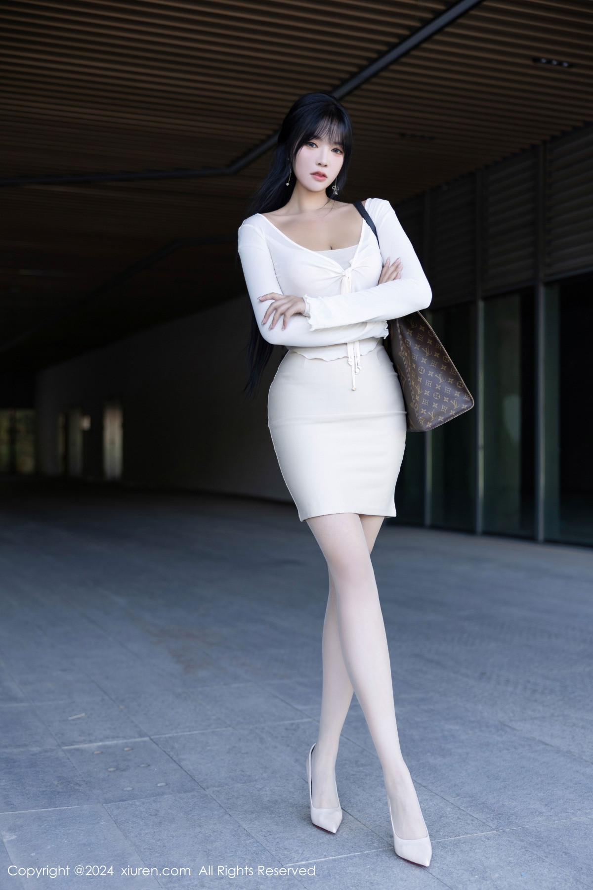 [XiuRen]高清写真图 2024.10.21 No.9320 娜比 美腿丝袜