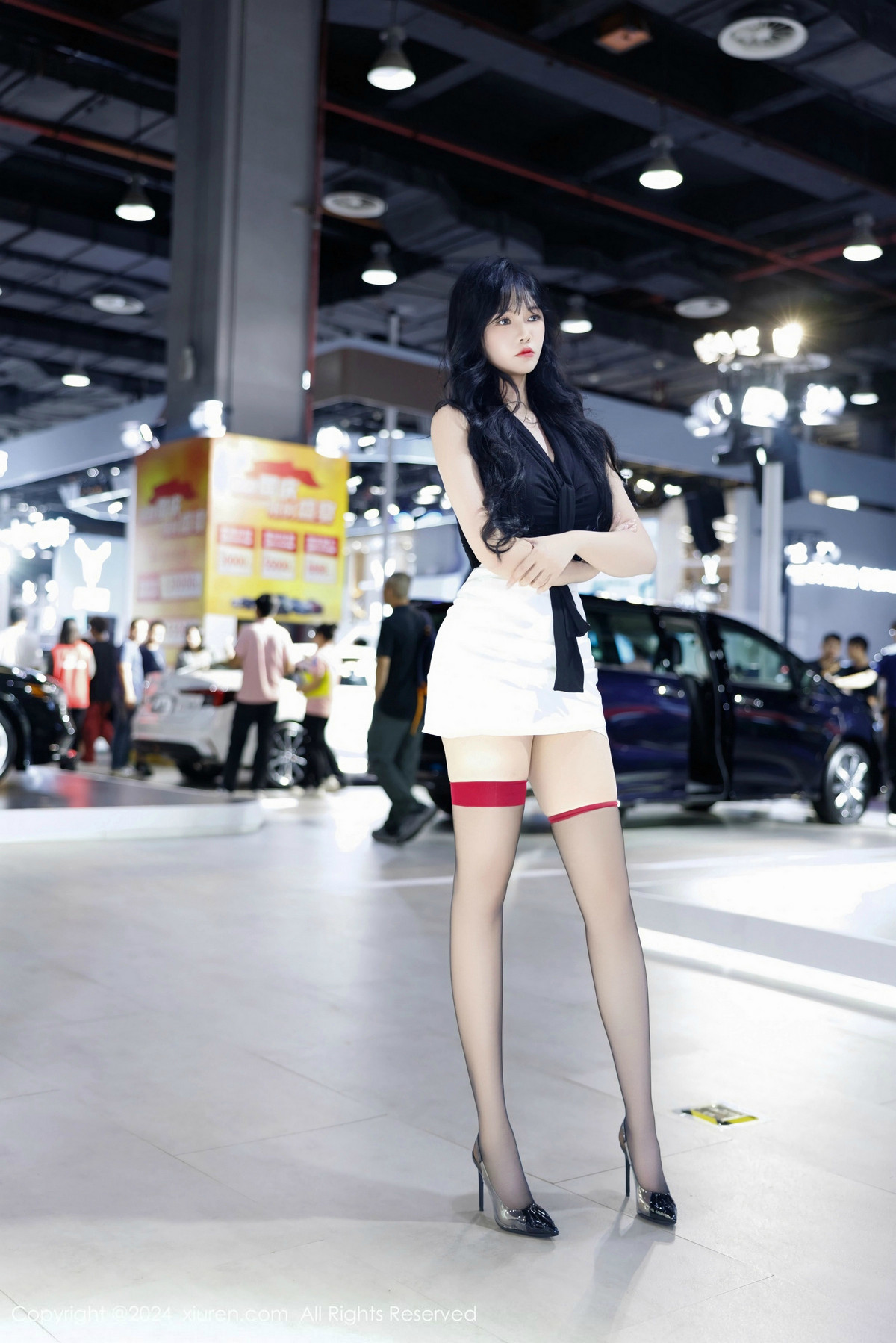 [XiuRen]高清写真图 2024.12.10 No.9575 娜比 黑丝美腿