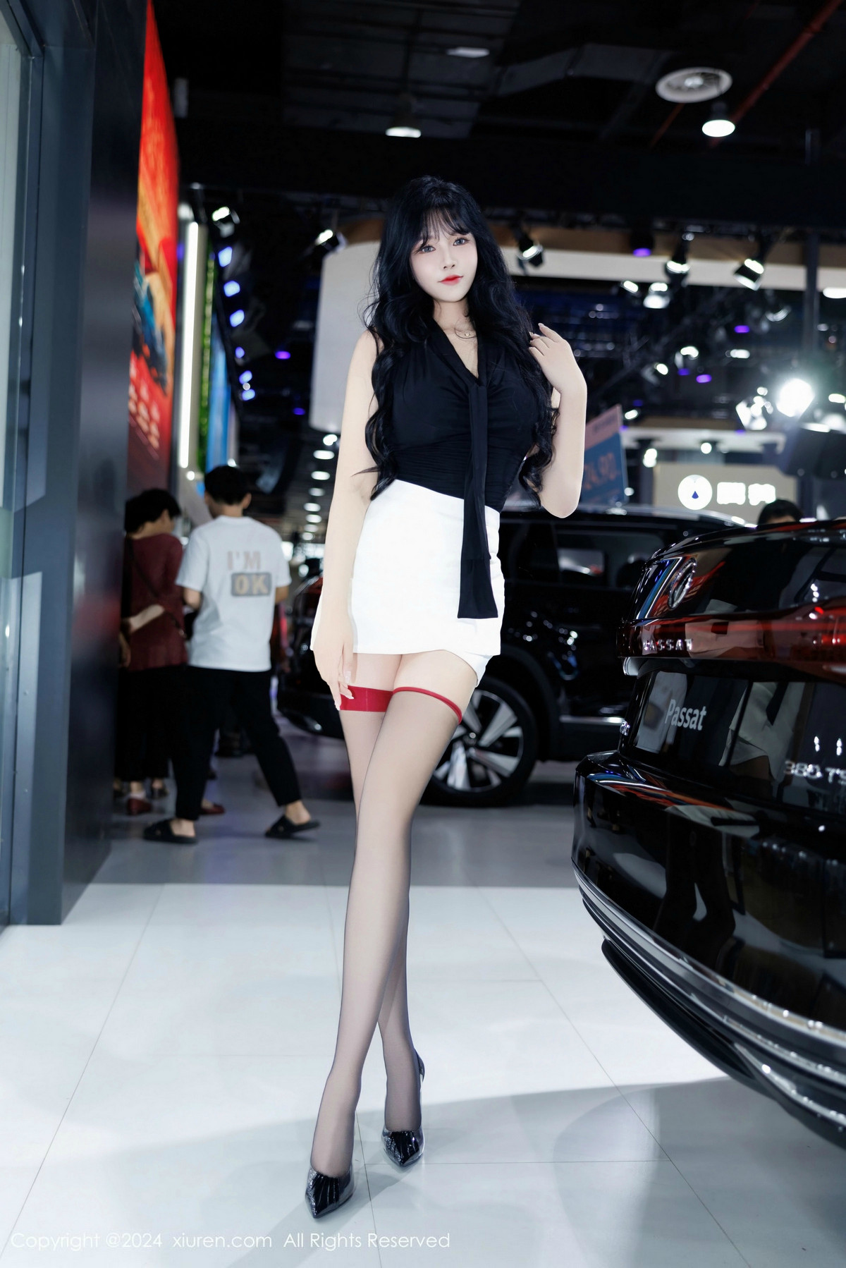 [XiuRen]高清写真图 2024.12.10 No.9575 娜比 黑丝美腿