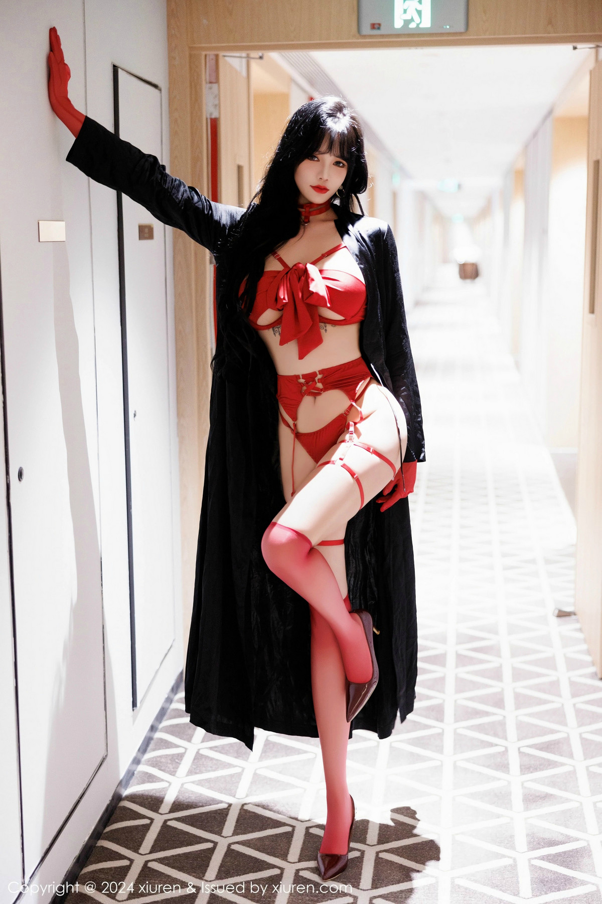 [XiuRen]高清写真图 2024.12.27 No.9671 娜比 丝袜美腿