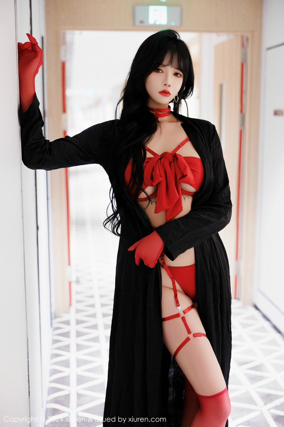 [XiuRen]高清写真图 2024.12.27 No.9671 娜比 丝袜美腿