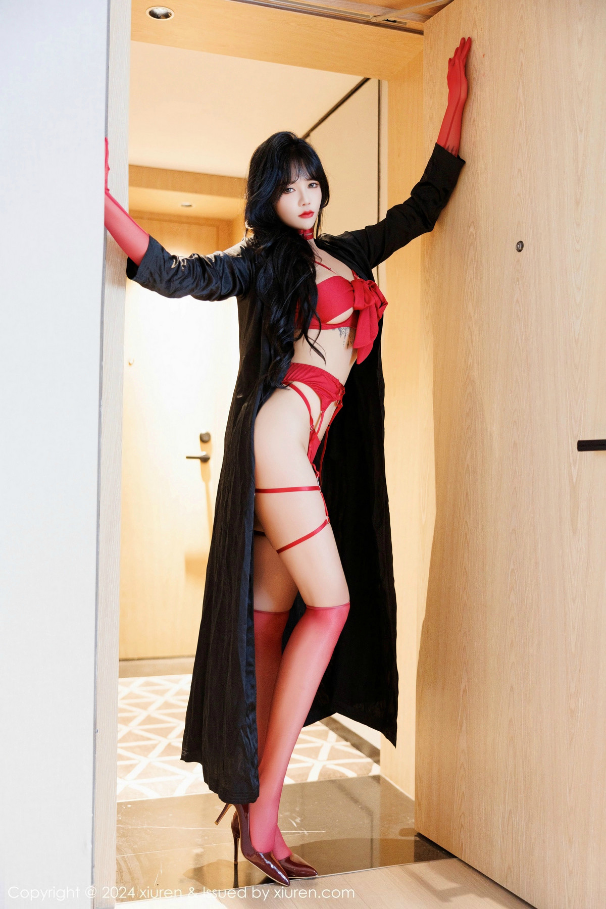 [XiuRen]高清写真图 2024.12.27 No.9671 娜比 丝袜美腿