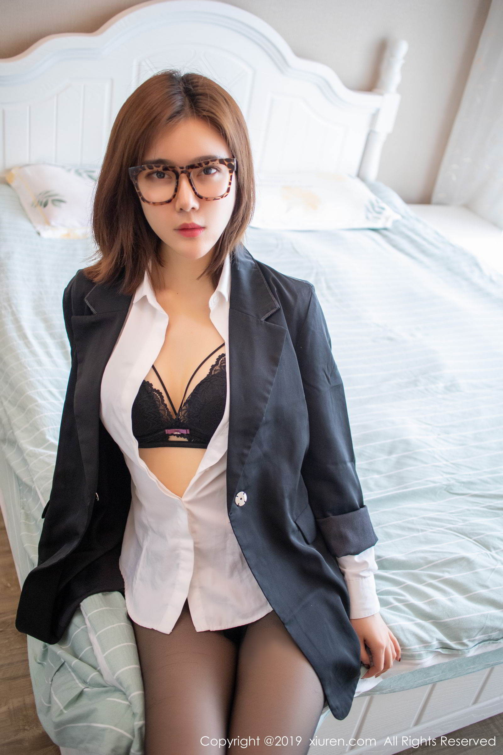 [XIUREN]高清写真图 2019.05.08 Yomi悠蜜