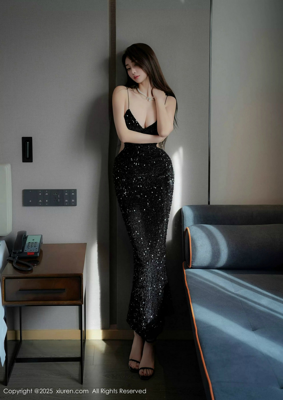 [XiuRen]高清写真图 2025.02.26 No.9937 星星baby 美腿性感