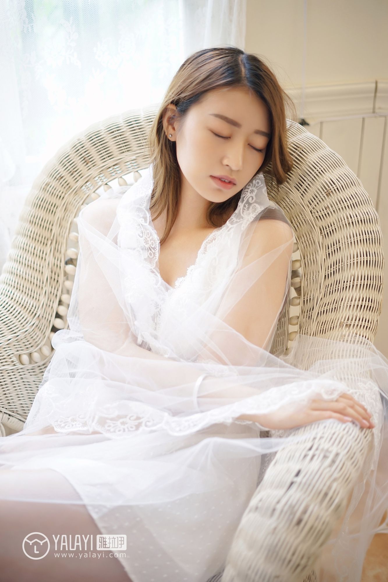 [YALAYI雅拉伊]高清写真图 2018.08.01 No.037 午后阳光 饰媛