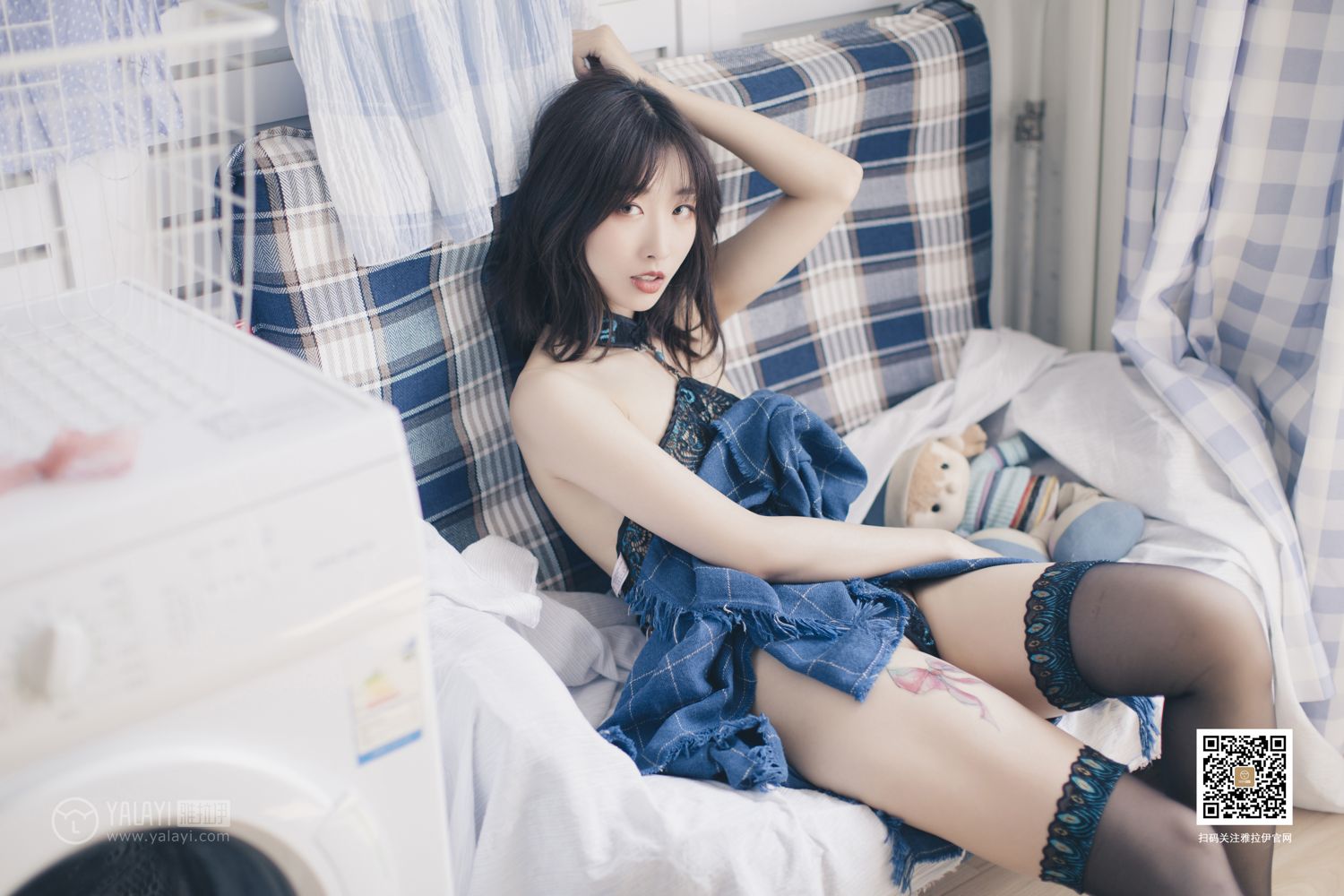 [YALAYI雅拉伊]高清写真图 2019.09.07 No.393 丝情袜意 佳佳