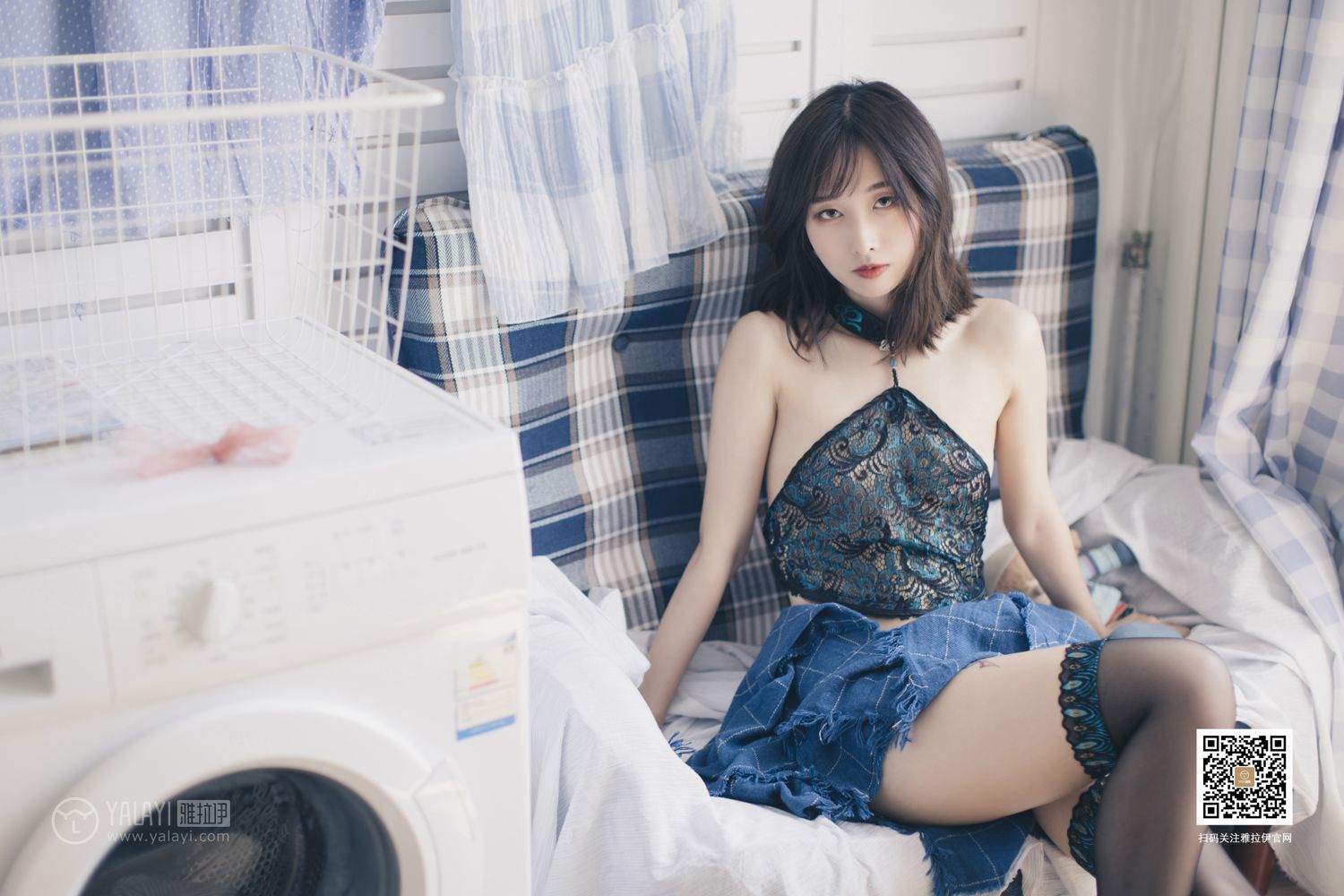 [YALAYI雅拉伊]高清写真图 2019.09.07 No.393 丝情袜意 佳佳