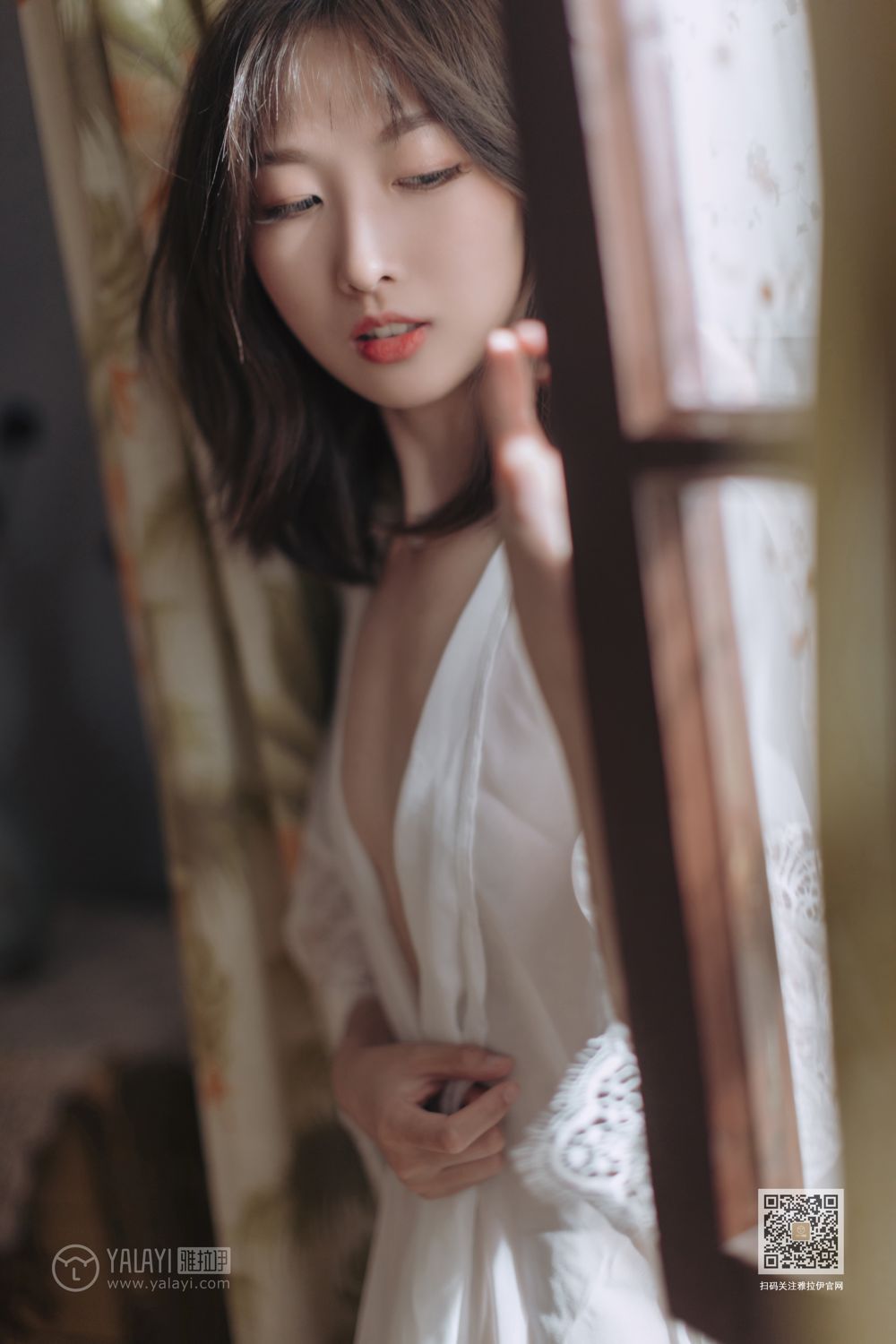 [YALAYI雅拉伊]高清写真图 2019.10.12 No.427 寂寞心房 佳佳