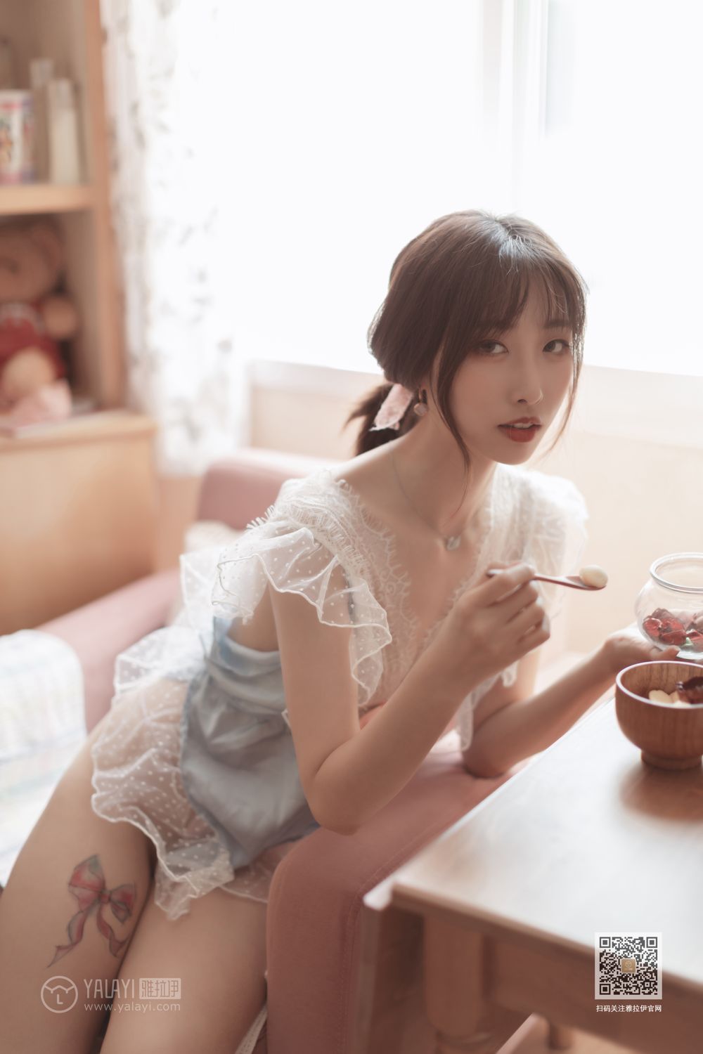 [YALAYI雅拉伊]高清写真图 2019.10.28 No.443 佳人有约 佳佳