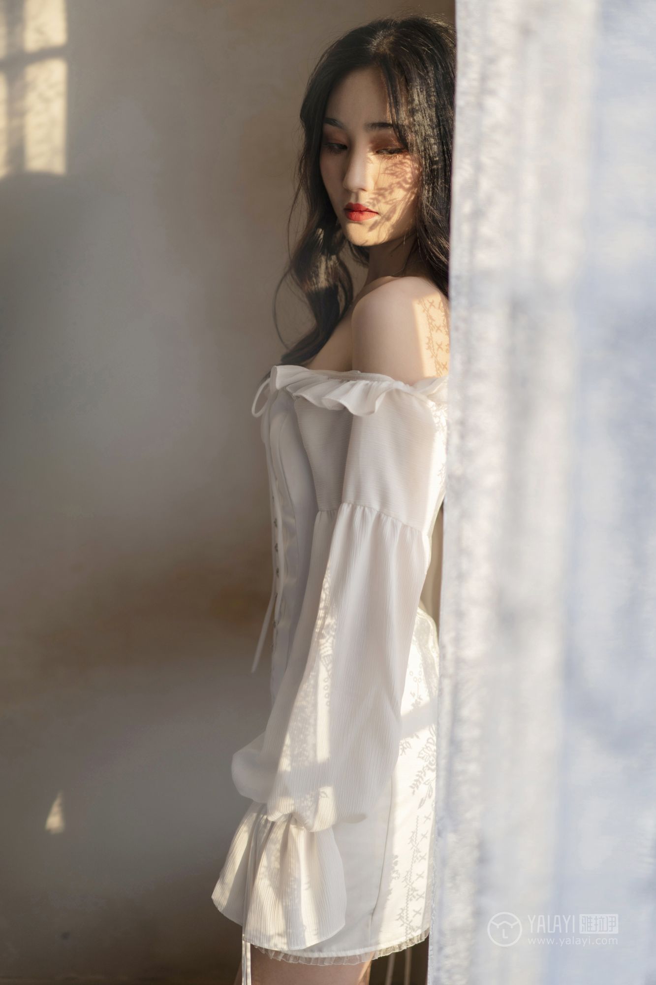 [YALAYI雅拉伊]高清写真图 2019.01.16 Vol.168 画中伊人 项兴咏