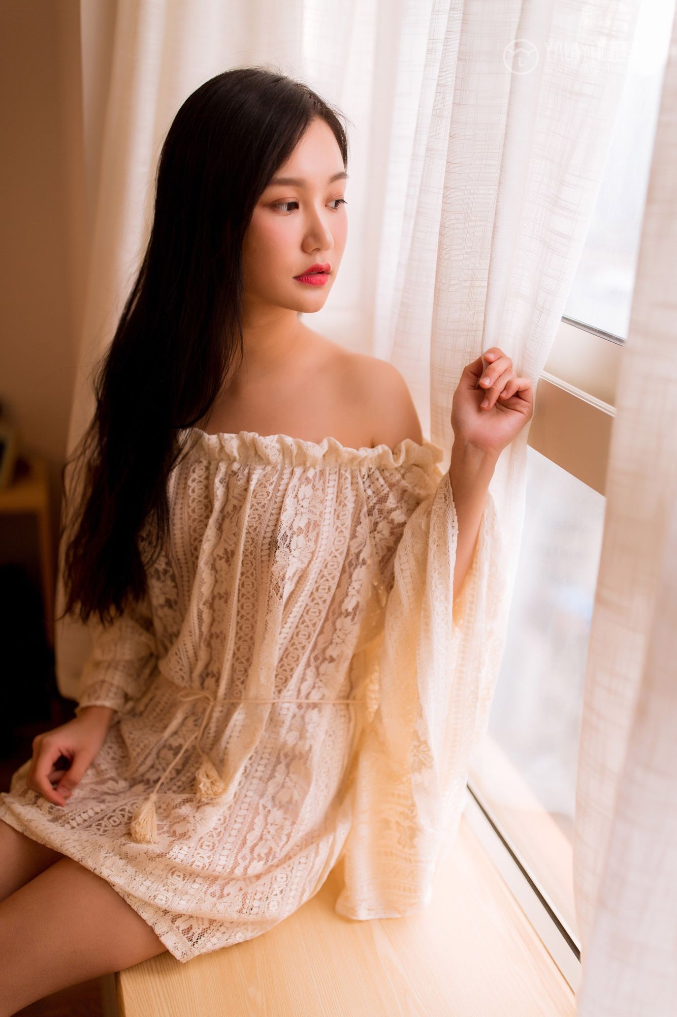 [YALAYI雅拉伊]高清写真图 2019.03.27 No.226 窈窕淑女 仙女不会灰