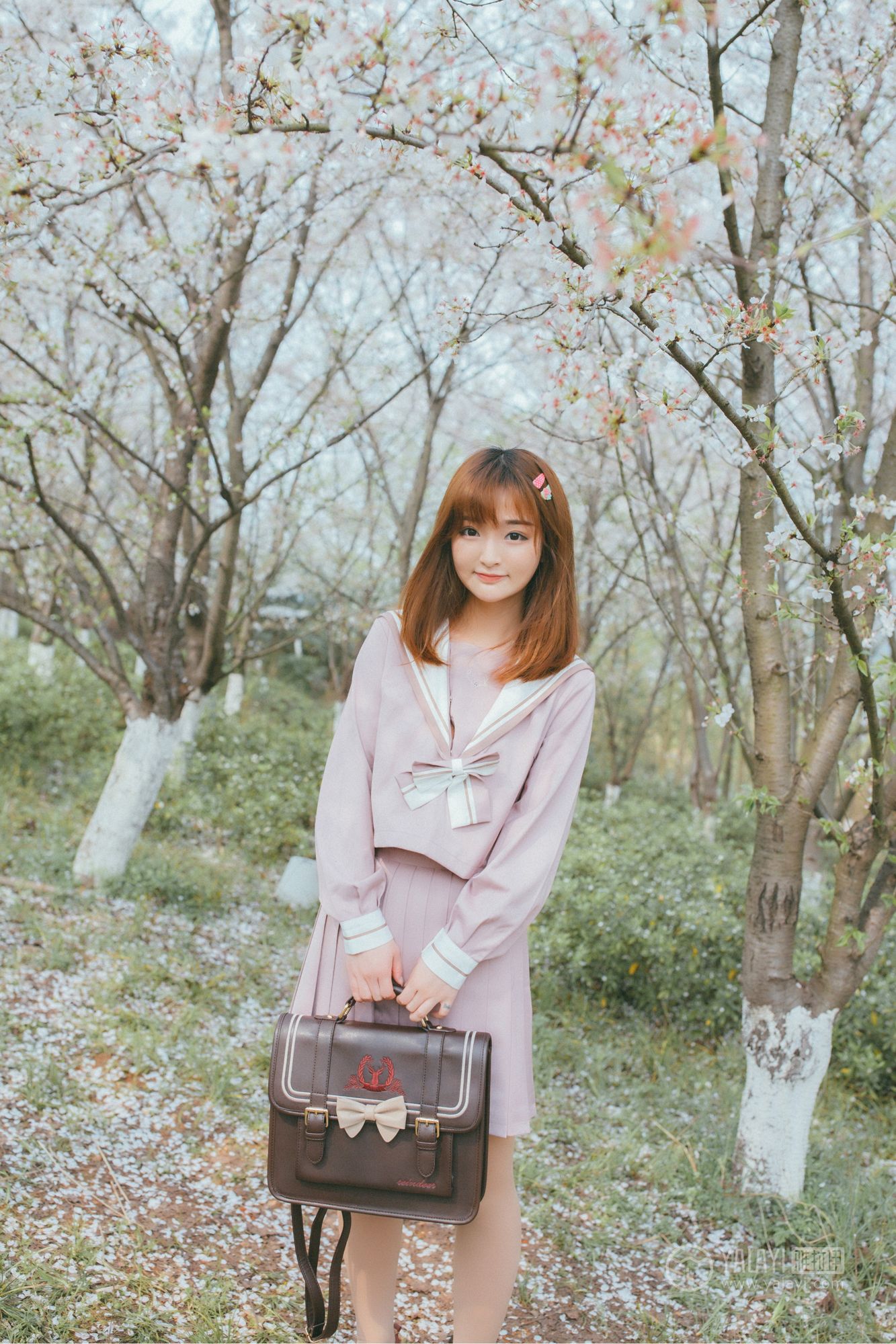 [YALAYI雅拉伊]高清写真图 2019.04.15 No.246 樱花樱花想见你 团团