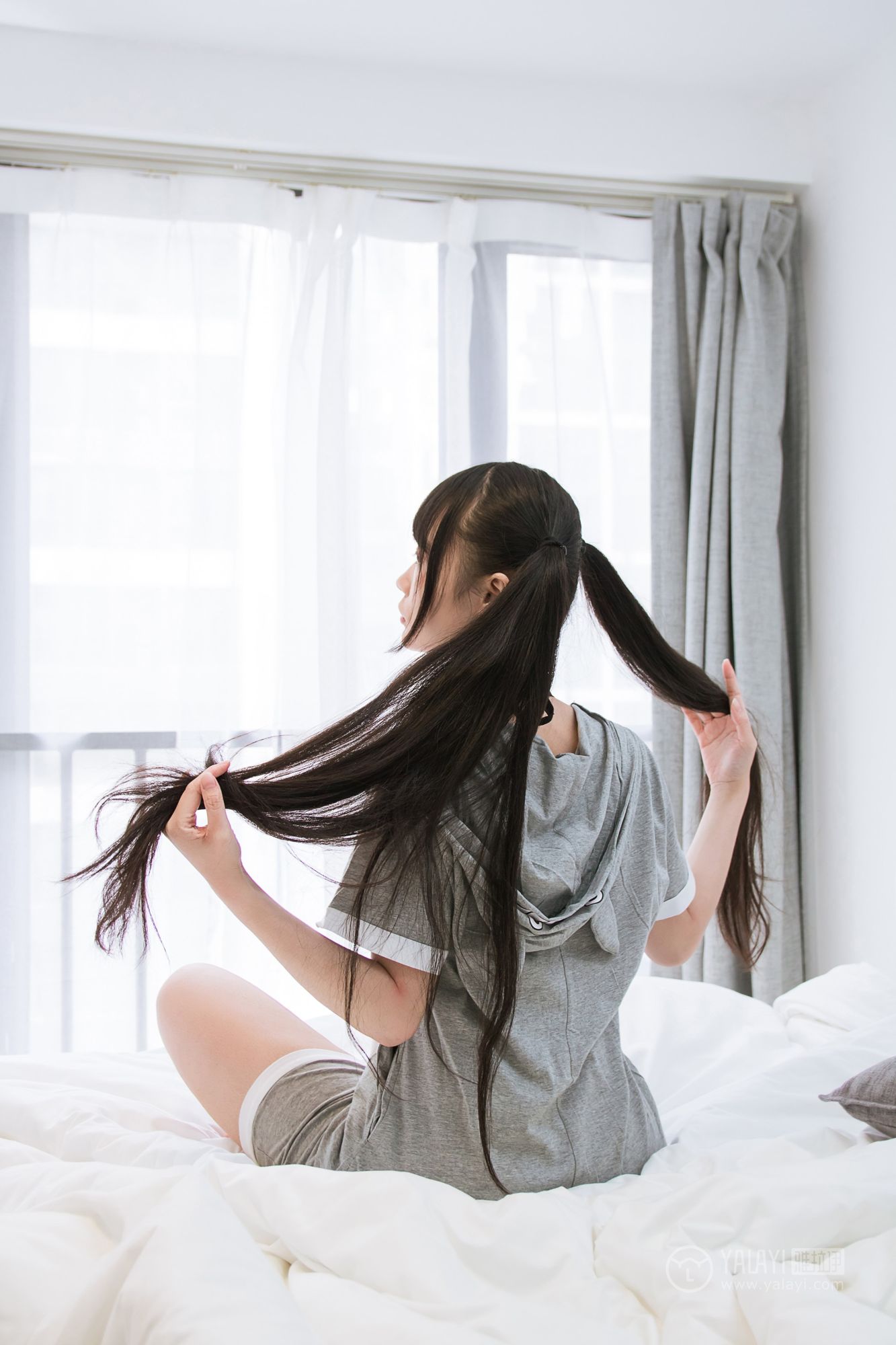 [YALAYI雅拉伊]高清写真图 2019.03.02 No.201 龙猫睡衣 小琉