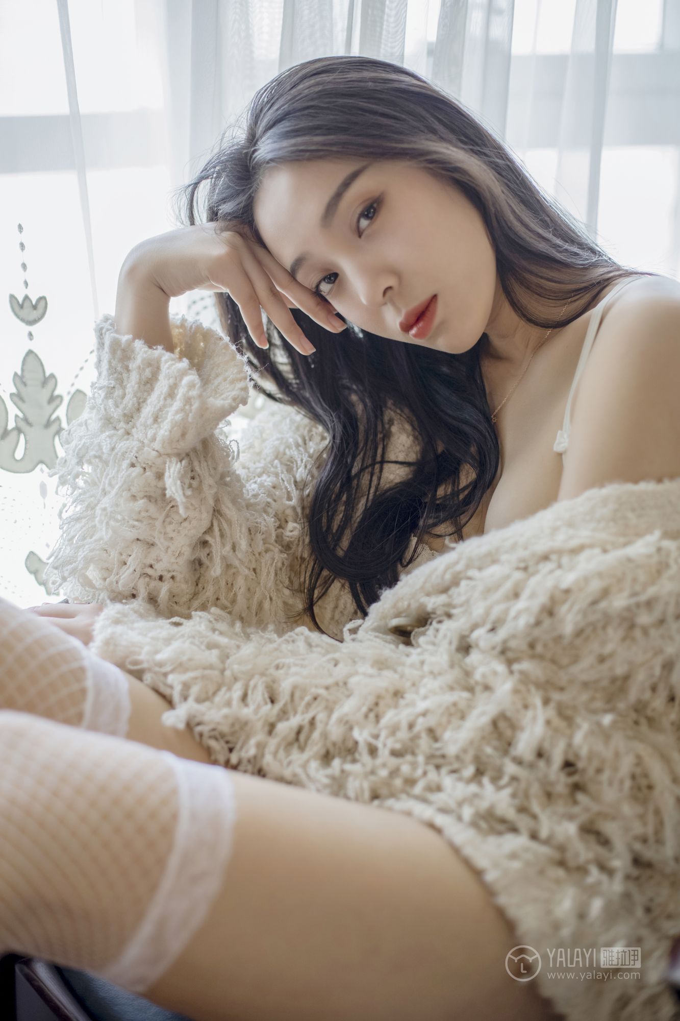 [YALAYI雅拉伊]高清写真图 2019.05.18 No.281 你的样子 楚薇