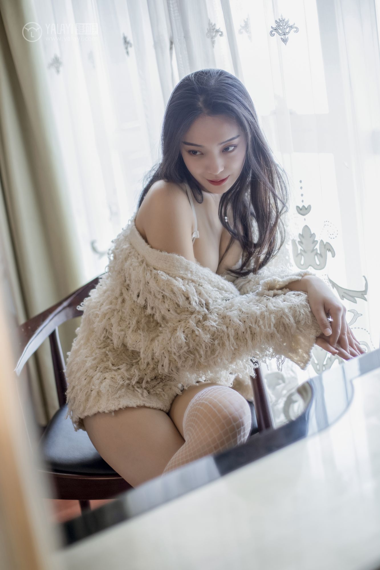[YALAYI雅拉伊]高清写真图 2019.05.18 No.281 你的样子 楚薇