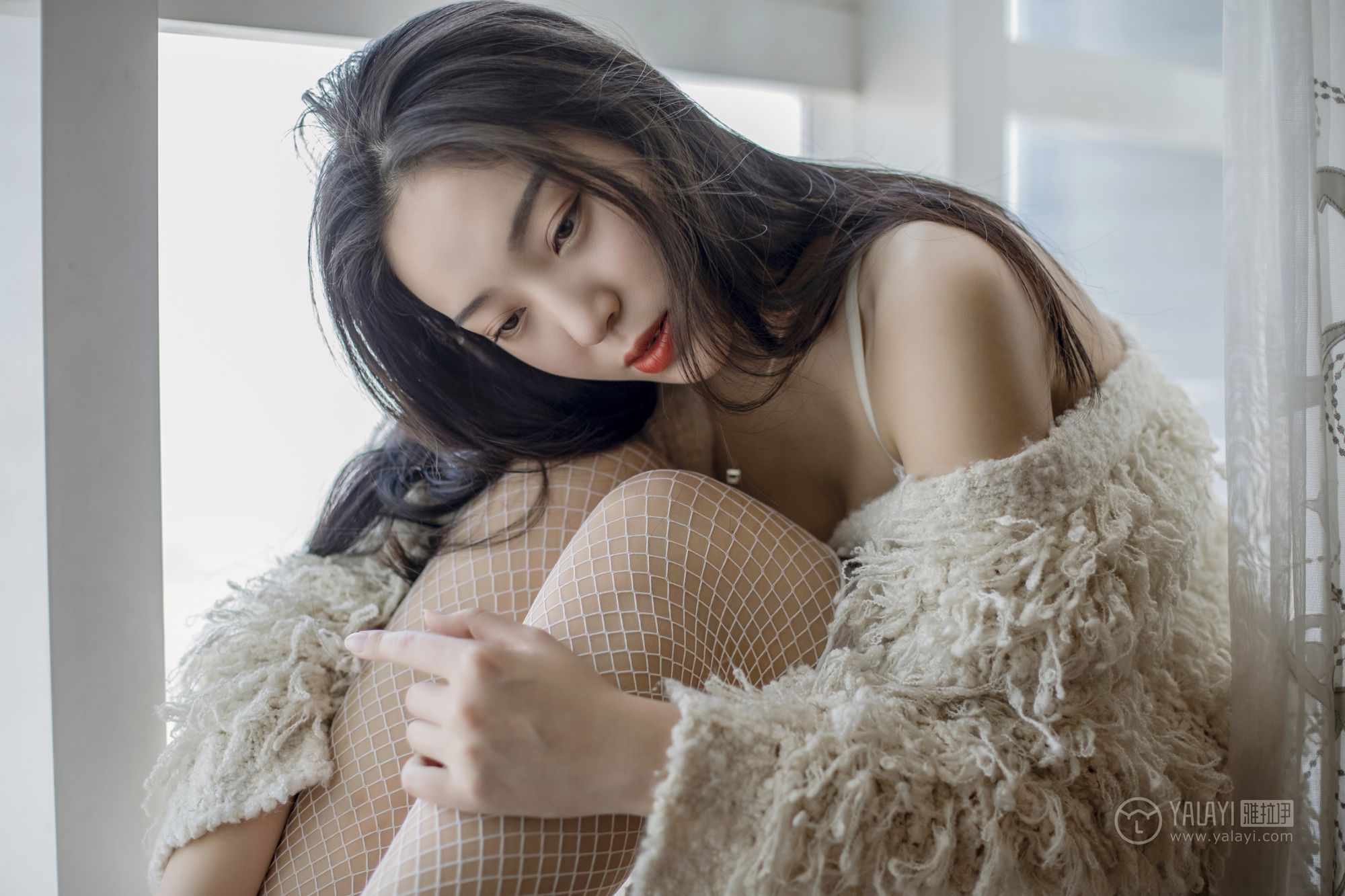 [YALAYI雅拉伊]高清写真图 2019.05.18 No.281 你的样子 楚薇