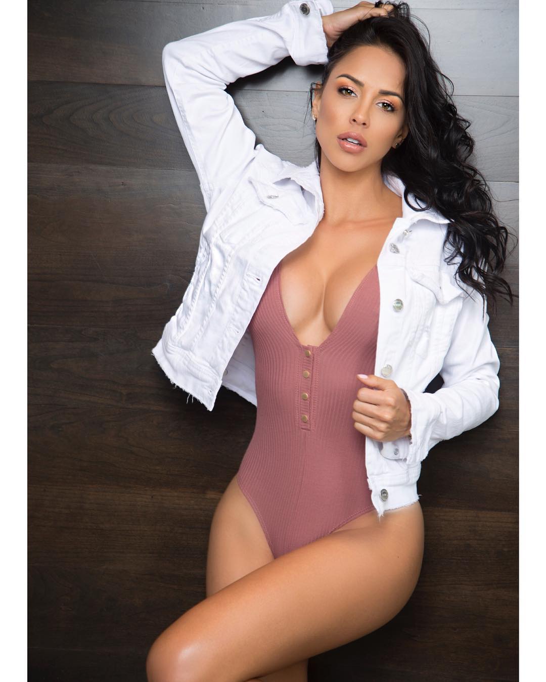 Melissa Riso- 黄金比例！焦糖美女让人想恋爱