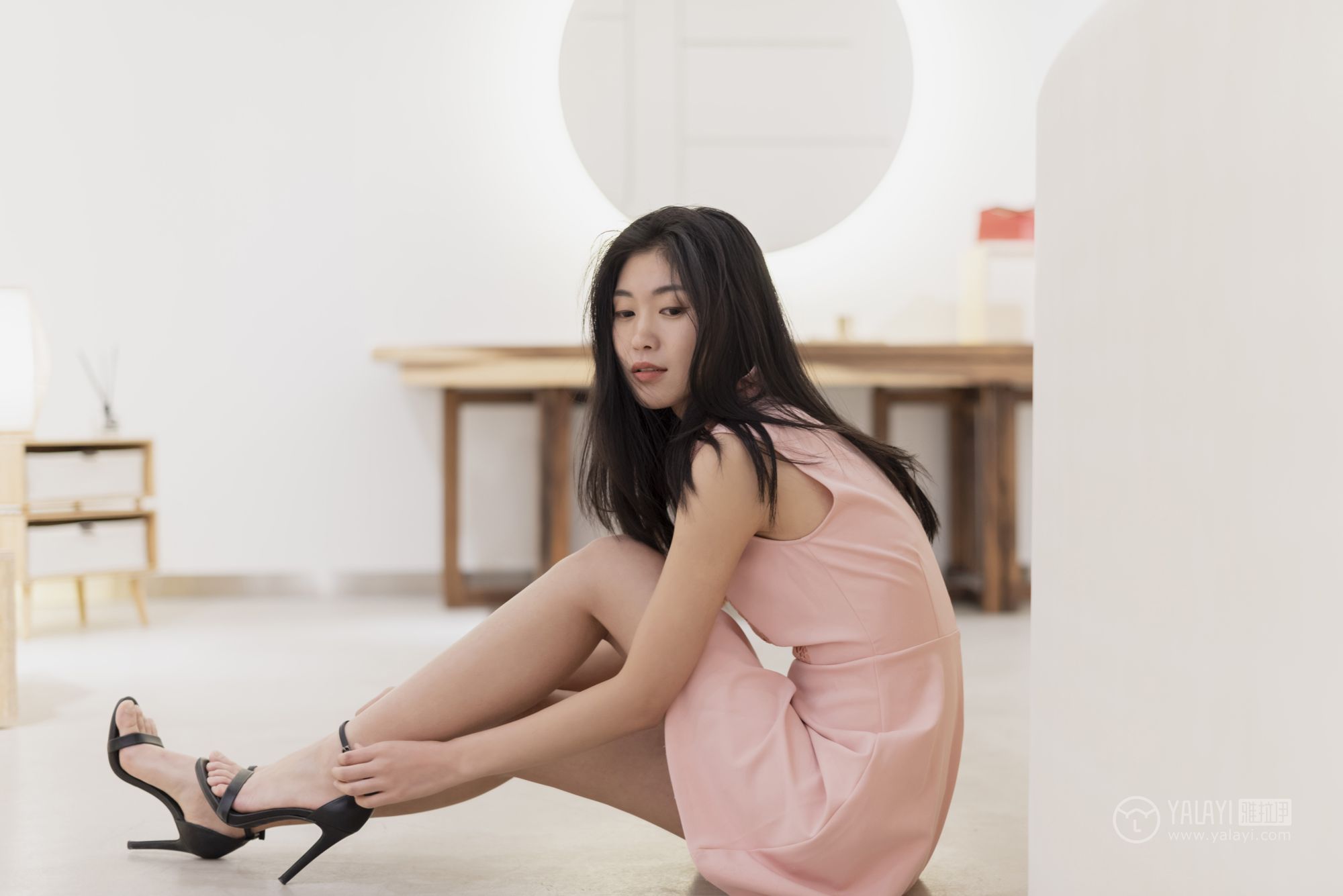 [YALAYI雅拉伊]高清写真图 2019.05.28 No.291 半生缘相见 乔妹儿