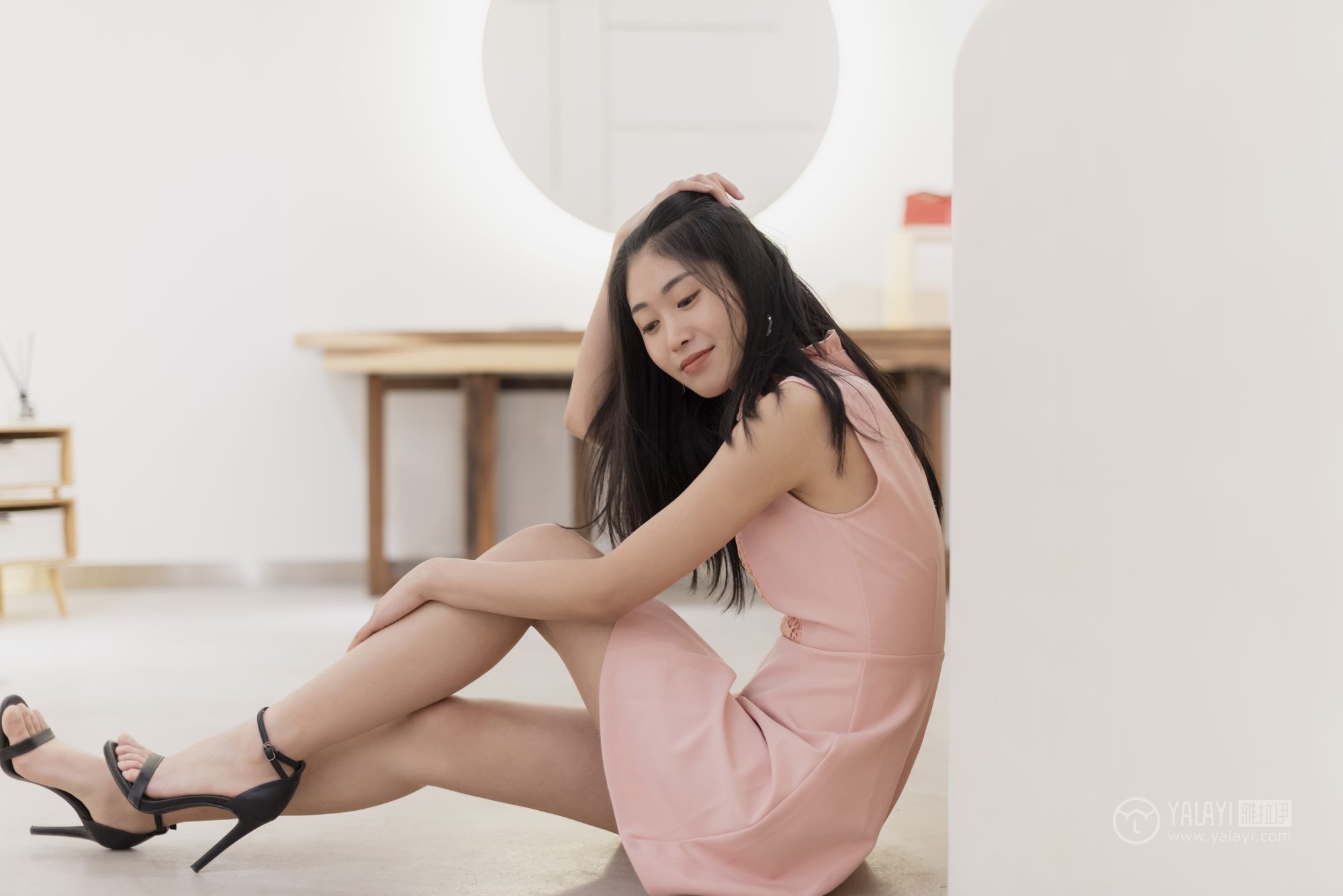[YALAYI雅拉伊]高清写真图 2019.05.28 No.291 半生缘相见 乔妹儿