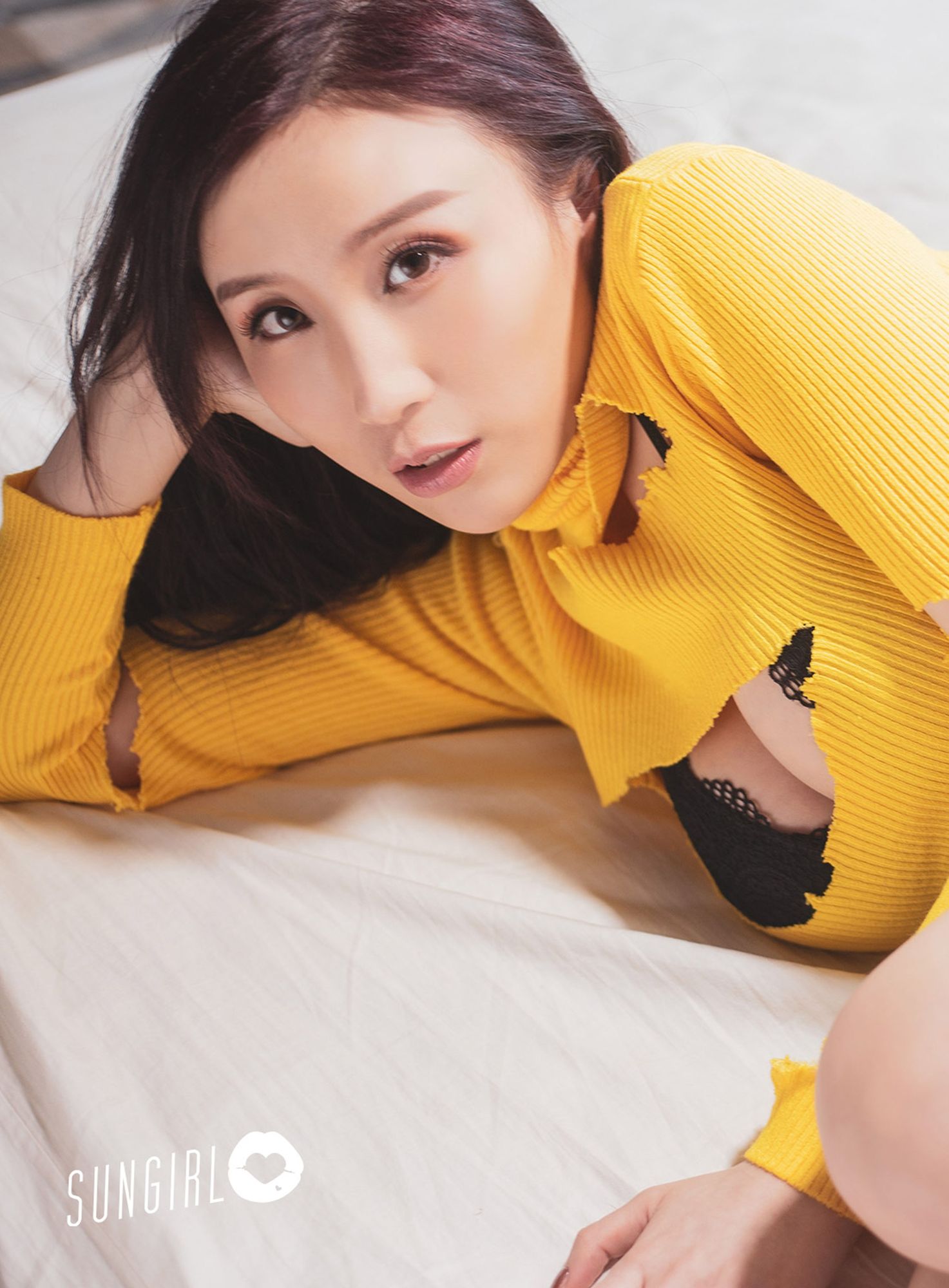 [SUNGIRL阳光宝贝]高清写真图 Vol.007 恋上你 黄蔓蔓Irenea