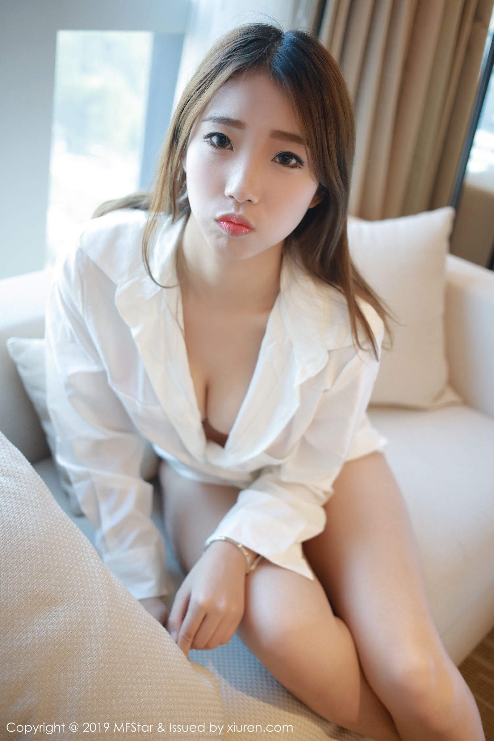 [MFStar]高清写真图 2019.06.28 VOL.199 宝儿fox
