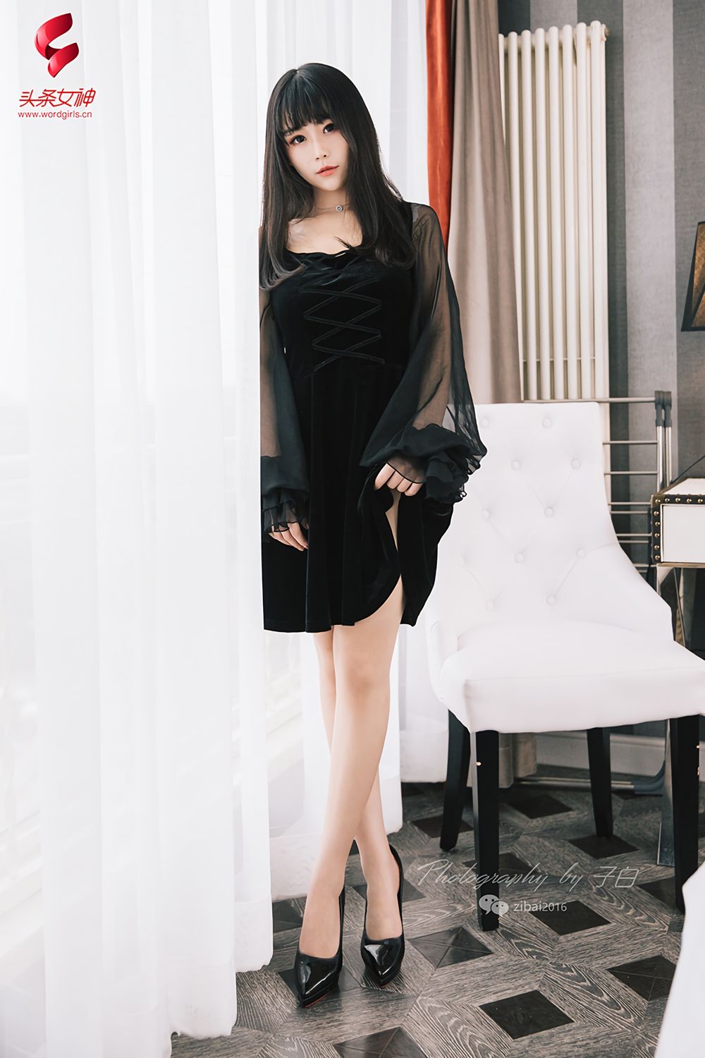 [TouTiao头条女神]高清写真图 2019.06.23 黑与白的纯净女孩