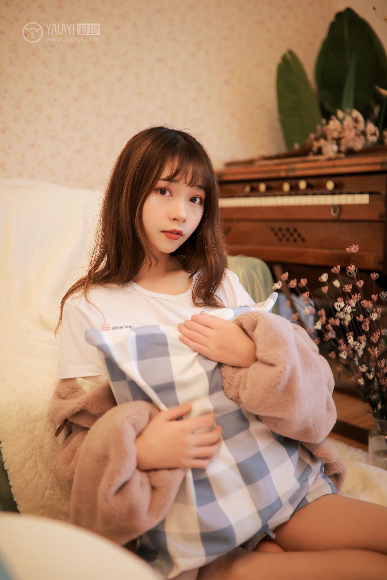 [YALAYI雅拉伊]高清写真图 2019.06.09 No.303 花仙 花儿