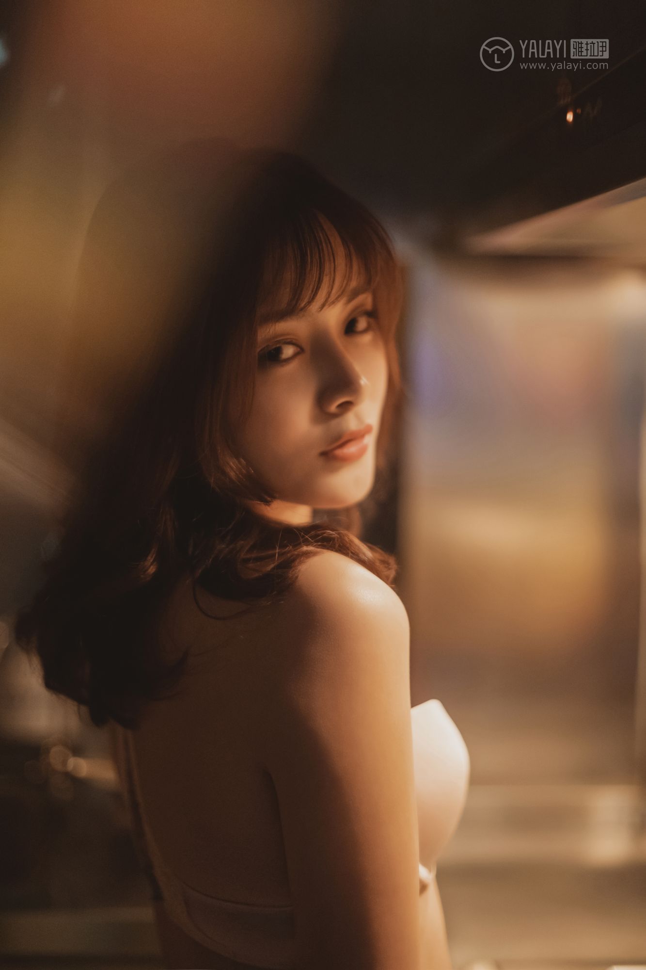 [YALAYI雅拉伊]高清写真图 2019.06.08 No.301 角落里 芷琳