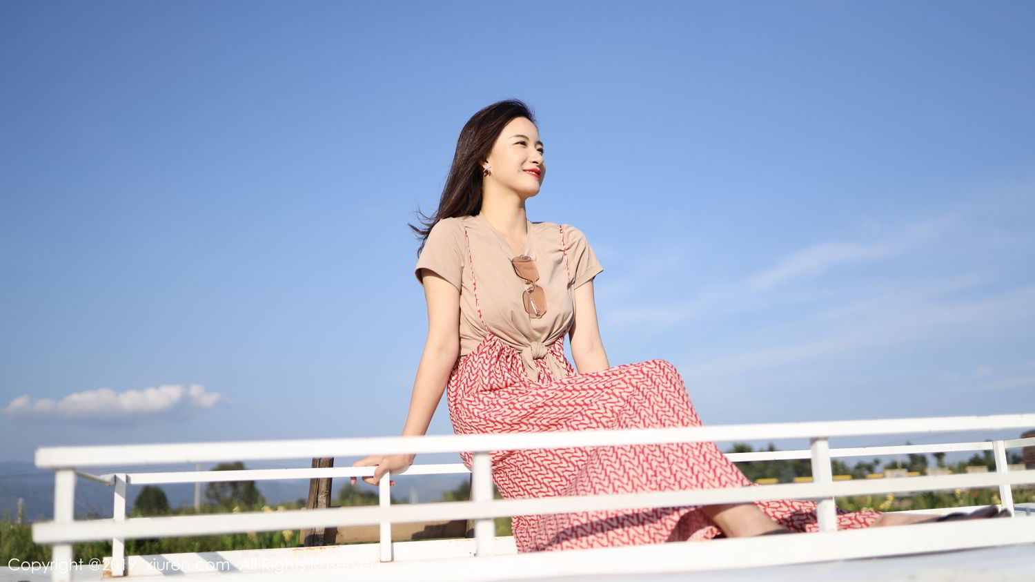 [XIUREN]高清写真图 2019.09.02 艺儿拿铁