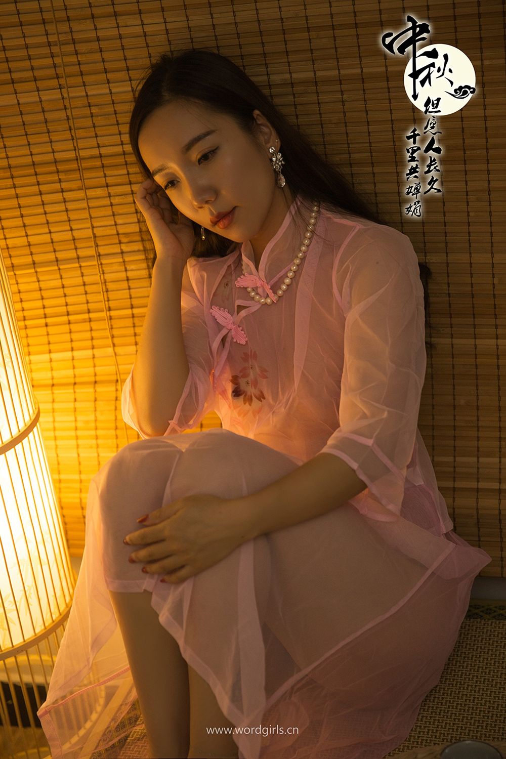 [TouTiao头条女神]高清写真图 2019.09.14 明月千里寄相思 小乔