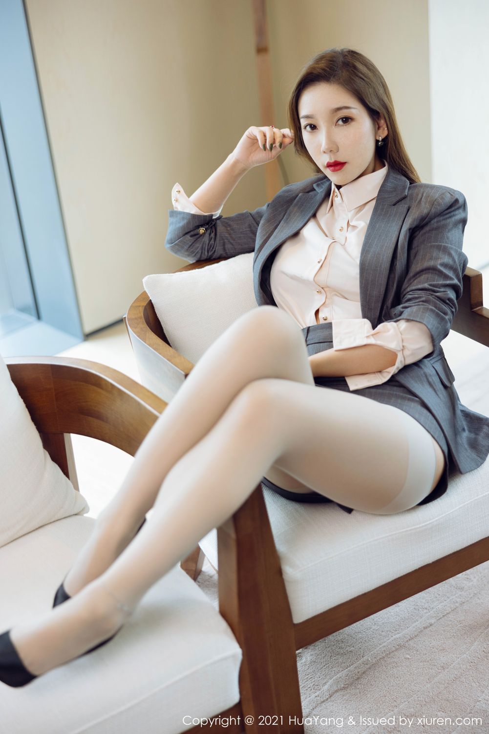 [HuaYang]高清写真图 2021.11.29 VOL.470 艾静香