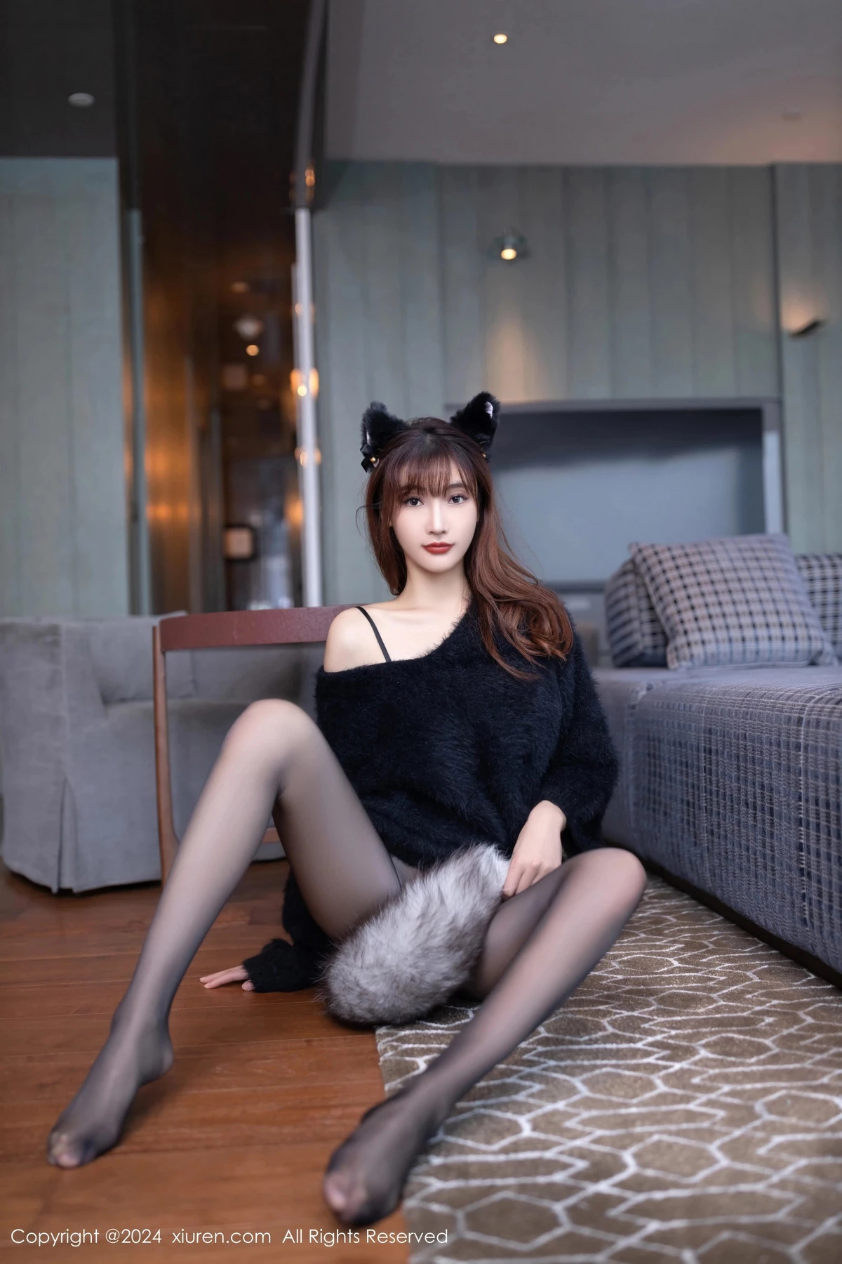 [XiuRen]高清写真图 2024.02.29 No.8159 陆萱萱 黑丝性感
