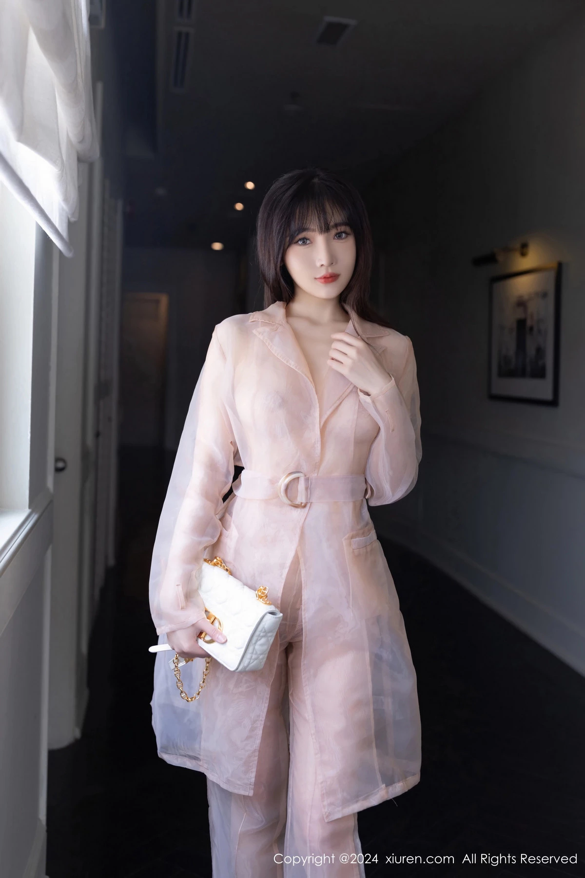 [XiuRen]高清写真图 2024.05.09 No.8509 陆萱萱 美腿性感