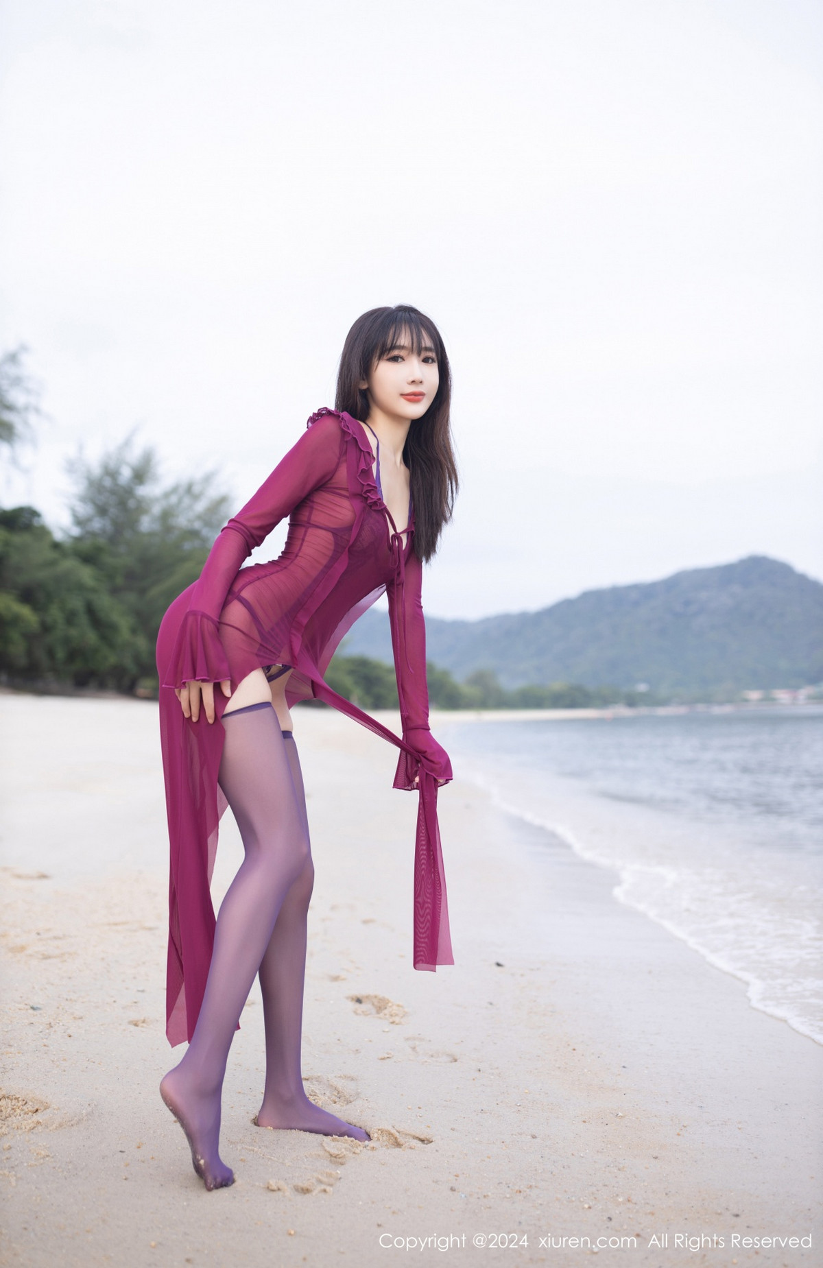 [XiuRen]高清写真图 2024.08.15 No.9021 陆萱萱 丝袜美腿
