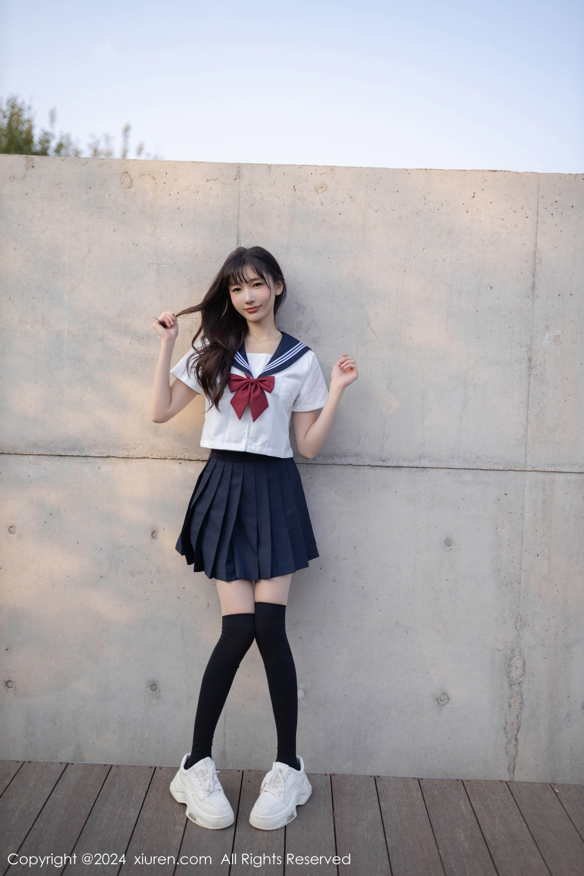 [XiuRen]高清写真图 2024.10.17 No.9305 陆萱萱 丝袜美腿